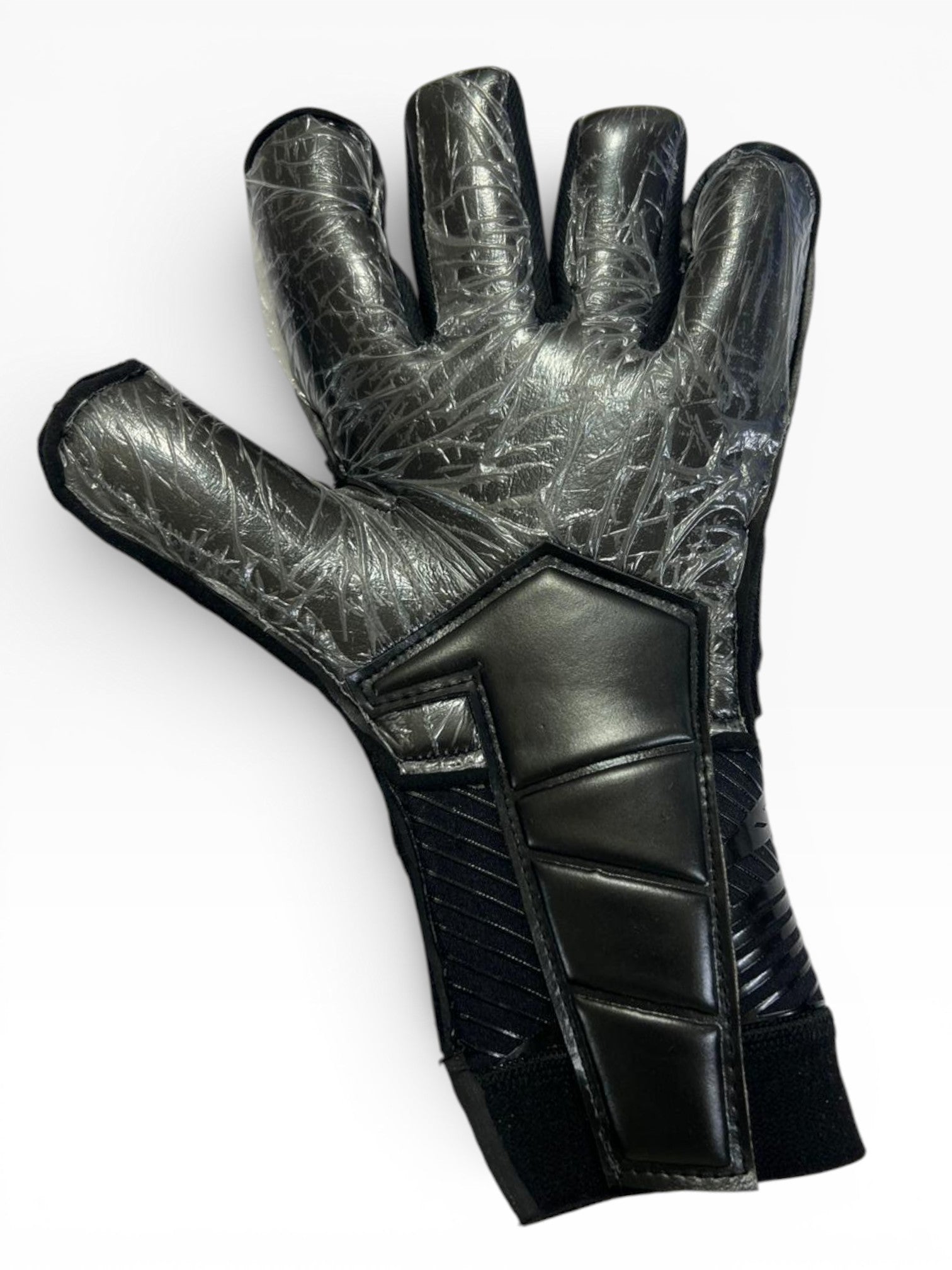 MG Neo Pro – Full Black Edition