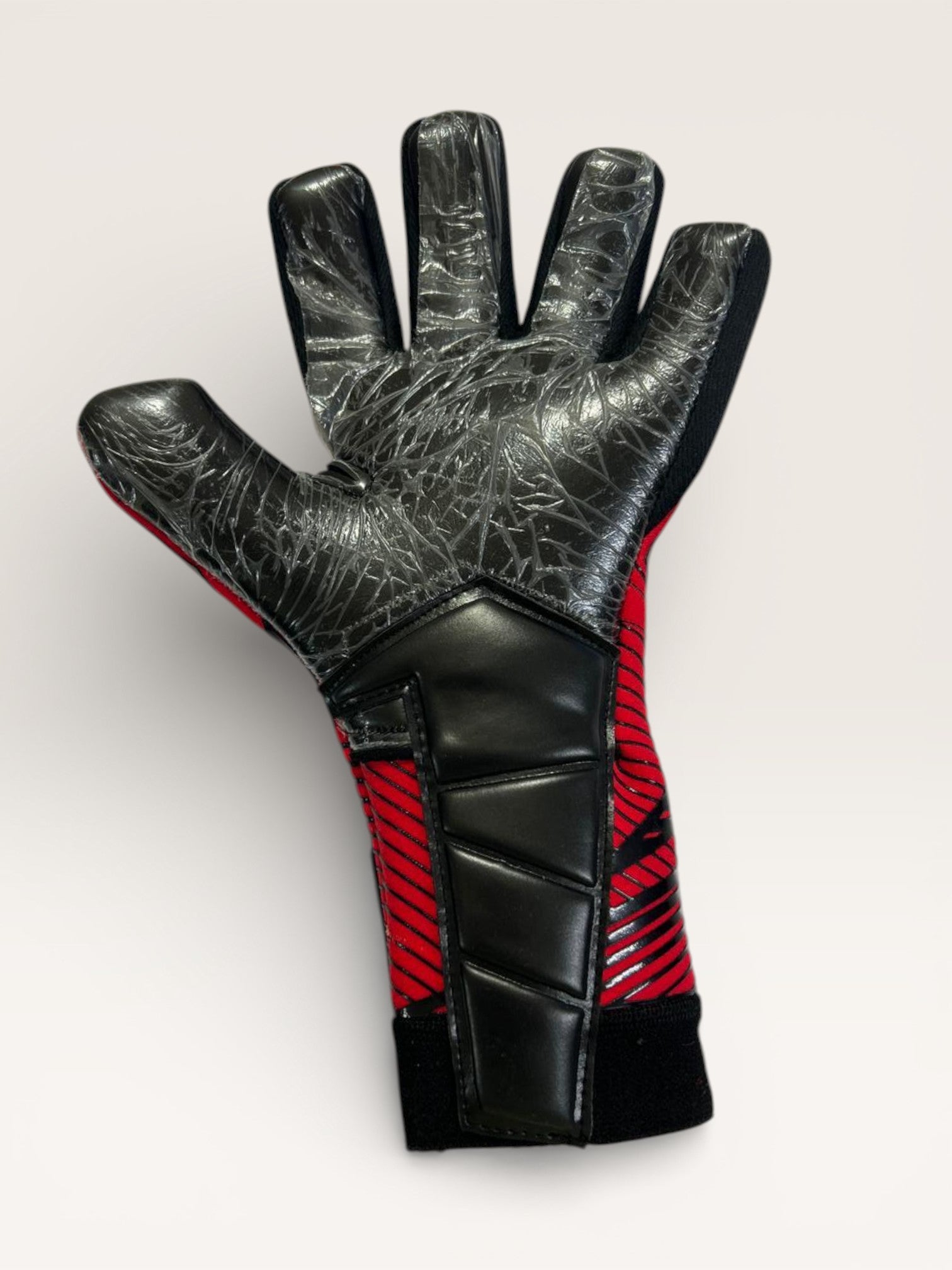 MG Neo Pro 2 – Red Edition